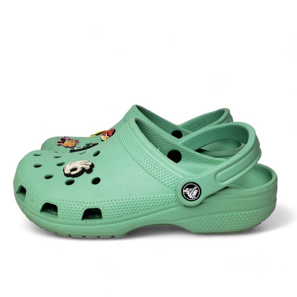Crocs Clog Sandals Women's Mint Green Slip On with 5 Cartoon Jibbitz M6 W8 - Picture 3 of 9
